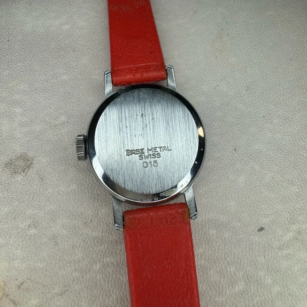 Vintage Wind Up Minnie Mouse Watch-WORKING​​